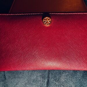 Tory Burch wallet